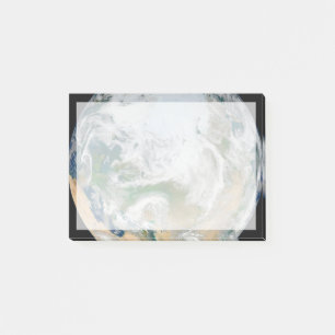 Die Erde mit der Arktis, Europa und Asien. Post-it Klebezettel