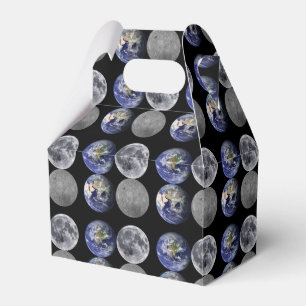 Die Erde u. der Mond vom Raum Geschenkschachtel
