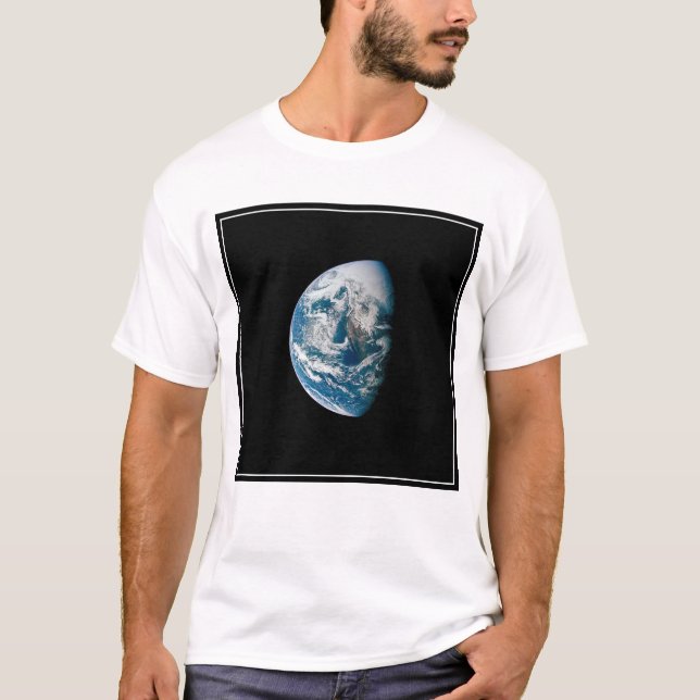 Die Erde wurde aus dem Apollo 13 Raumfahrzeug geno T-Shirt (Vorderseite)