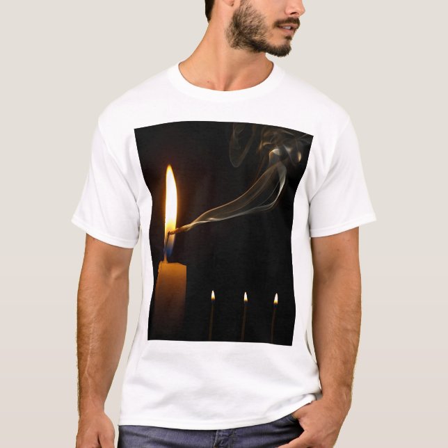 🕯 Die erloschene Flamme: Nirvana und das Ende von T-Shirt (Vorderseite)