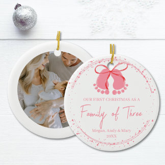 Die erste Weihnachtsfamilie von drei Kindern Keramik Ornament