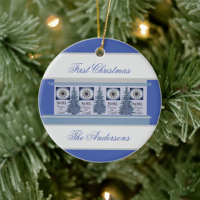 Die ersten Weihnachten der Familie in der Blues pe Keramik Ornament (Baum)
