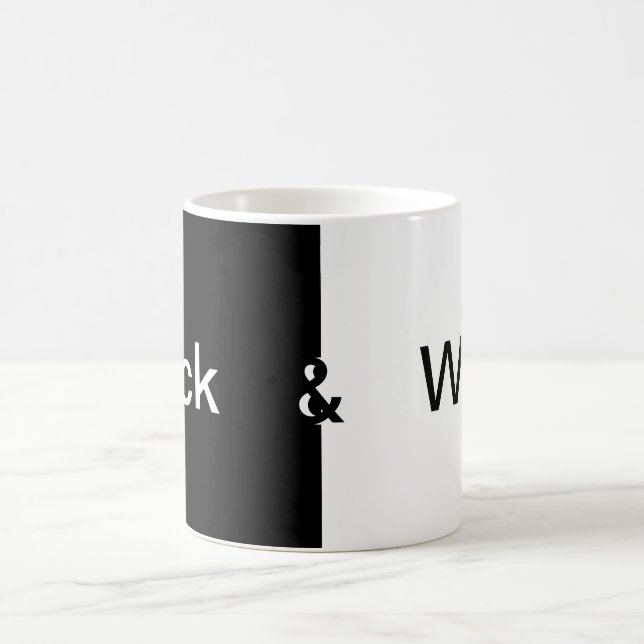Die Essenz des "Schwarz-Weiß"-Designs Kaffeetasse (Mittel)