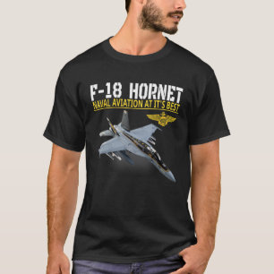 Die F-18 Hornet in Aktion.Marinefliegerei an ihrem T-Shirt
