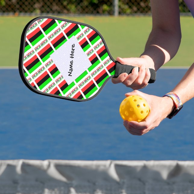 Die Fahne der Afrikanerin Amerikanische Diaspora i Pickleball Schläger (InSitu)