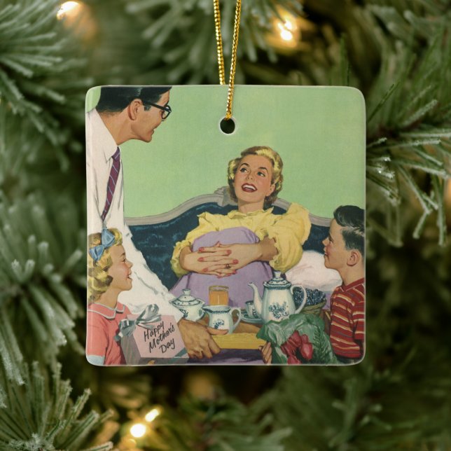Die Familie Retro serviert Mama Frühstück im Bett Keramikornament (Baum)
