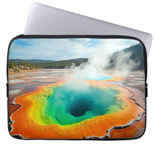 Die farbenfrohe Kunst des heißen Frühlings Laptopschutzhülle