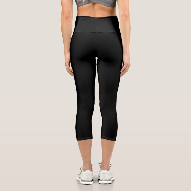 DIE FESTEN SCHWARZEN CAPRI LEGGINGS (Rückseite)