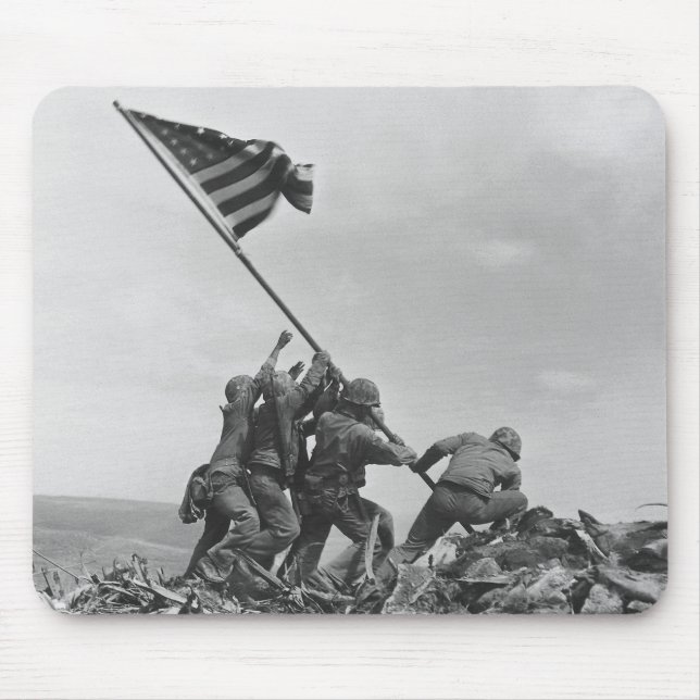 Die Flagge auf Iwo Jima hissen Mousepad (Vorne)
