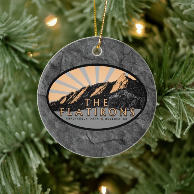 Die Flatironen, der Chautauqua Park, der Boulder C Keramik Ornament (Baum)