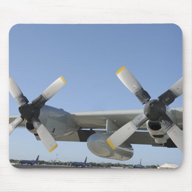 Die Flügel eines LC-130 Hercules Mousepad (Vorne)