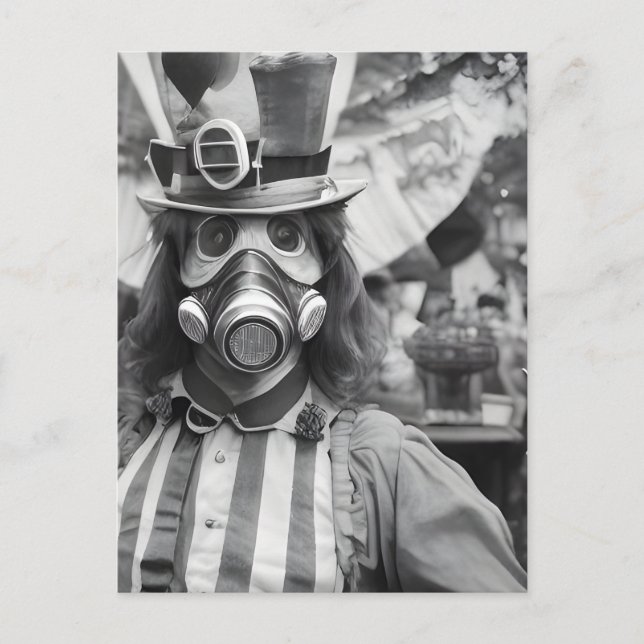 Die Frau in einer Gasmaske im Karneval Postkarte (Vorderseite)