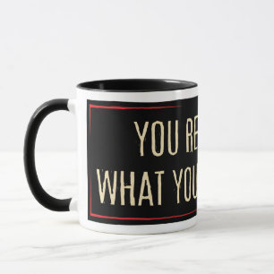 Die Freunde in der Furrows-Poster-Tasse - ernten Tasse