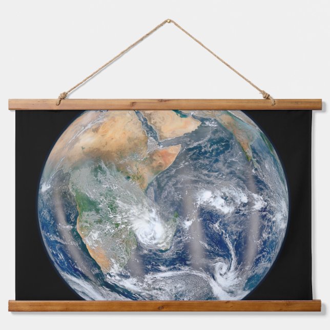 Die ganze Erde, die die östliche Hemisphäre zeigt. Wandteppich Mit Holzrahmen (Vorne)