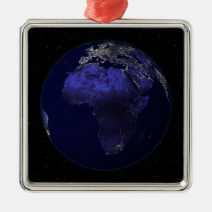 Die ganze Erde in der Nacht zeigt Afrika und Europ Silbernes Ornament
