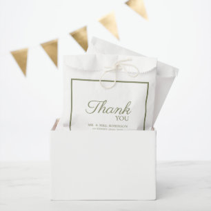 Die Gastgeschenk Hochzeit ist in einem minimalisti Geschenktütchen