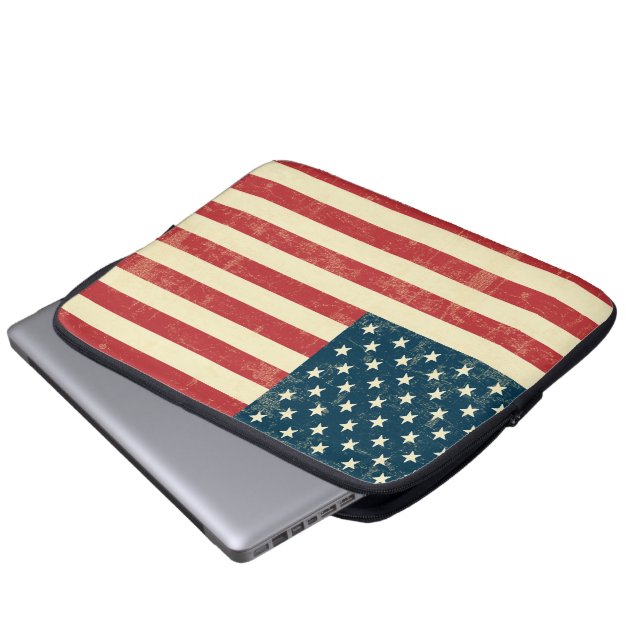 Die gealterte amerikanische Flagge verblaßte Laptopschutzhülle (Vorne Knopf)