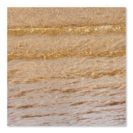 Die Gestaltung des Strandes mit klarem, braunem Sa Tapete