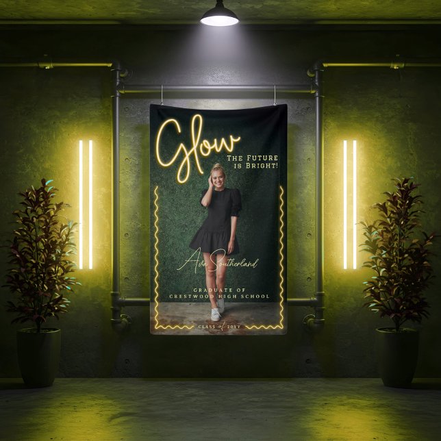 Die glatte Zukunft ist der glänzende Gelbe Neonneb Banner (Glow Future is Bright Fun Yellow Neon Graduation Banner)
