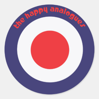 Die glückliche Analogie zu Bullseye-Aufklebern Runder Aufkleber
