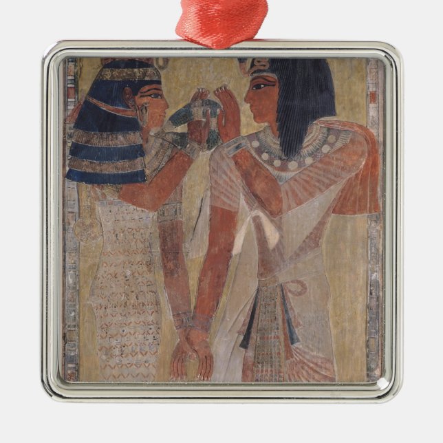 Die Göttin Hathor, der den magischen Kragen setzt Silbernes Ornament (Vorne)
