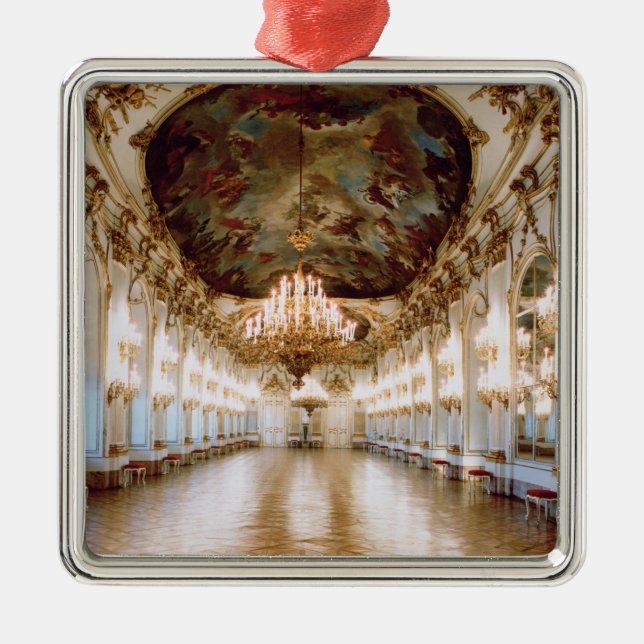 Die große Galerie Silbernes Ornament (Vorne)