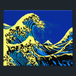Die große Hokusai-Welle im Pop Art Deco Fotodruck<br><div class="desc">Ein von der Großen Welle von Kanagawa inspiriertes, von dem japanischen Künstler Hokusai gemaltes Design. Es wird in einem lebendigen Pop-Kunststil dargestellt. Klingt gut, eine tolle Geschenkidee. Eine tolle Geschenkidee! Verwenden Sie den Link "Diesen Designer Gefragt", um uns mit Ihren speziellen Designanfragen oder für Hilfe bei Ihren individuellen Anpassungsbedürfnissen zu...</div>