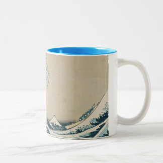 Die große Welle von Kanagawa, Ansichten vom Zweifarbige Tasse