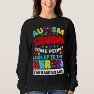 Die Großväter von Autismus schauen ihre heroischen Sweatshirt
