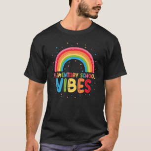 Die Grundschule besucht den ersten Tag zurück zur T-Shirt