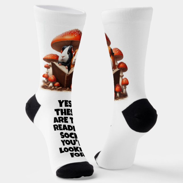 Die Guinea der Hasen unter den roten Pilzen Socken (Gewinkelt)