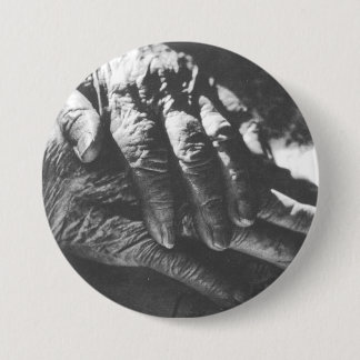 Die Hände der Großmutter Button