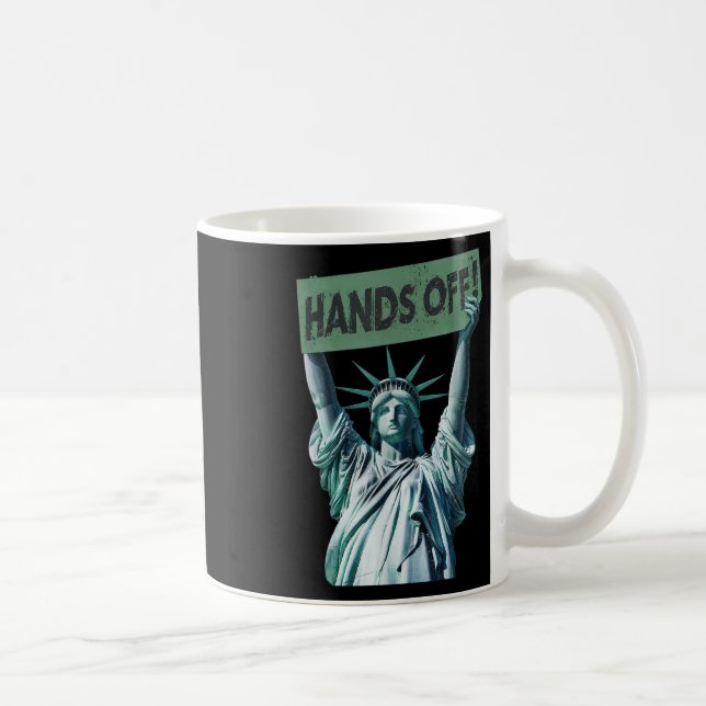 Die Hände des Shirts widerstehen und protestieren  Kaffeetasse (Rechts)