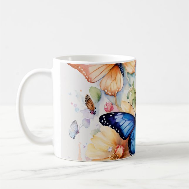 Die Harmonie der Natur: Schmetterling & T - Shirt  Kaffeetasse (Links)