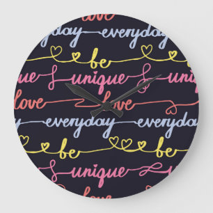 Die Herzen der Mädchen, die Worte nahtlos. Große Wanduhr