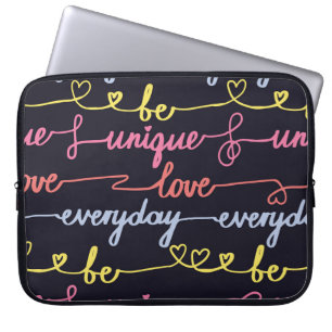 Die Herzen der Mädchen, die Worte nahtlos. Laptopschutzhülle