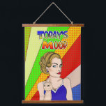 Die heutige Mood Retro Pop Art Lady Drehe den Voge Wandteppich Mit Holzrahmen<br><div class="desc">Eine lustige Pop Art Retro Dame,  die ihren Mittelfinger mit dem Zitat "Die Stimmung von heute" aufhält.</div>