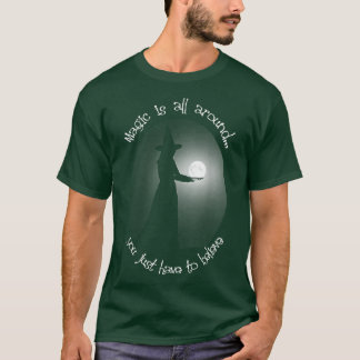 Die Hexenzauberei des Mondes ist rund T-Shirt