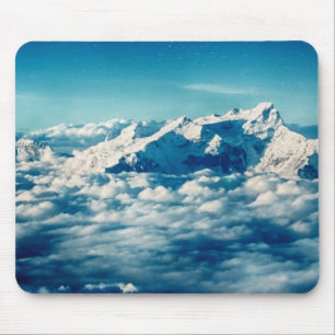Die Himalaya-Berge in Wolken Blauer Himmel Mousepad
