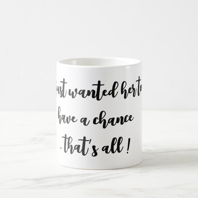 Die Hoffnung einer Mutter in jedem Schluck Kaffeetasse (Mittel)