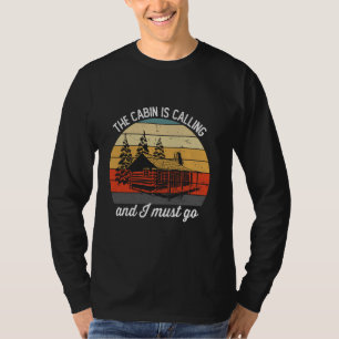 Die Hütte, die den Berg Ourdoo nannte, war von der T-Shirt