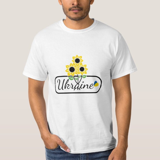 Die Inschrift Ukraine mit Herz und Sonnenblume T-Shirt (Vorderseite)