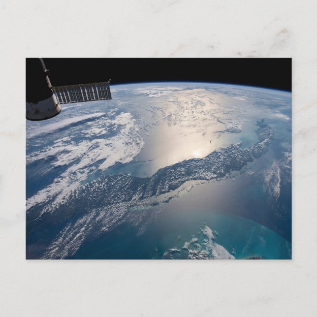Die Internationale Raumstation über dem Atlantik Postkarte (Vorderseite)