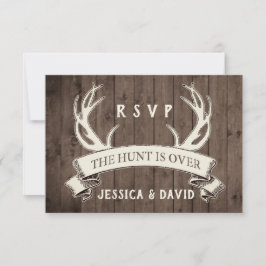 Die Jagd ist über die rustikale Barnwood-Hochzeit  RSVP Karte
