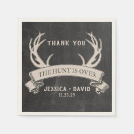 Die Jagd ist über rustikales Chalkboard Hochzeit N Serviette