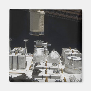 Die japanisches Experiment-Modul herausgestellte Magnet