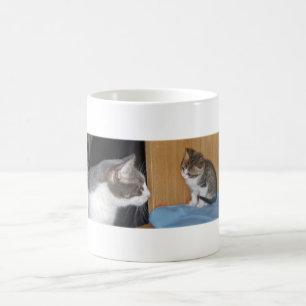 Die Junge und das alte Tasse