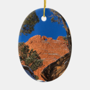 Die Kamele küssen gerahmt durch Baum 01 Keramik Ornament