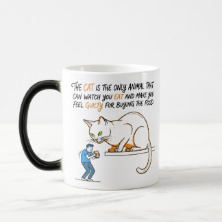 Die Katze ist das einzige Tier, das dir beim Essen Verwandlungstasse