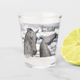 Die Kelpies in Falkirk in Schottland   Schnapsglas